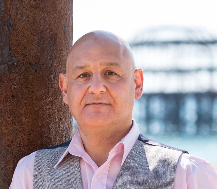 Craig West, registered plumber in Brighton (CIPHE No. 028459N)